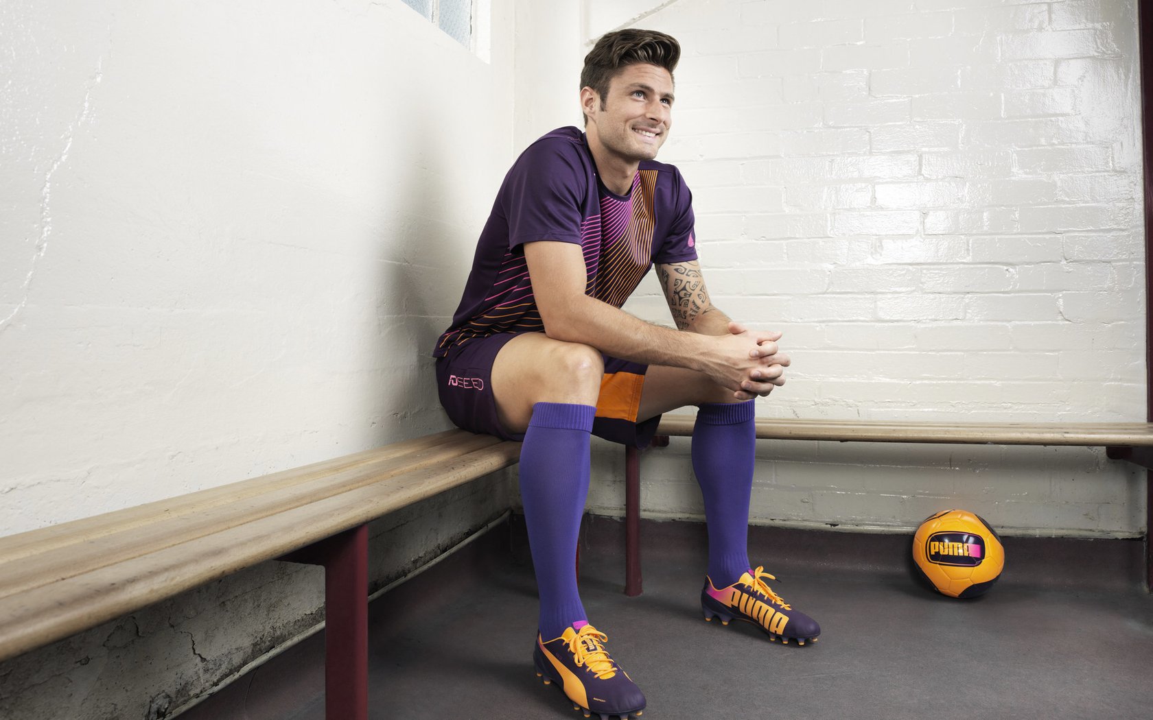 世俱杯赛程-福克斯手刃旧主，辽宁男篮压制造访的国王，跨越八千公里的重逢与救赎