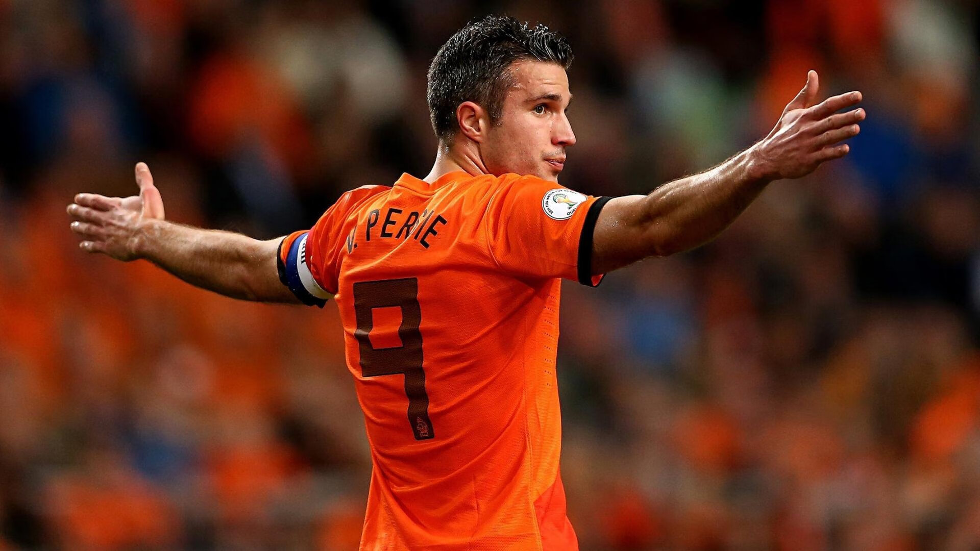 世俱杯直播-银箭与旧勋的碰撞，阿斯顿马丁横扫威廉姆斯，诺里斯刷新纪录重塑F1秩序